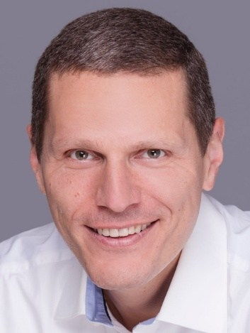 Dr. Q Moayad
